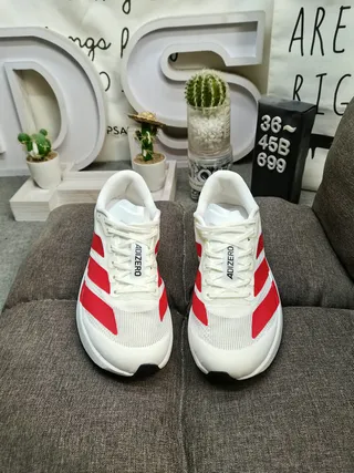 Adidas Lightstrike Pro 白红跑鞋 10