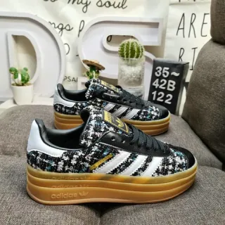 Adidas Multicolor Black Platform Sole Tweed-Knit Upper Lifestyle Sneakers