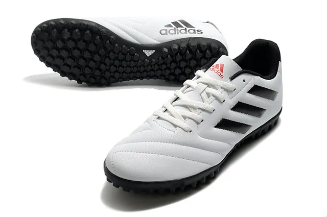 Adidas Chaussures de Football Turf Vert Marine à Coupe Basse avec Lacets et Semelle Moulée 17