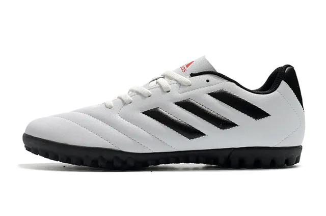 Adidas Chaussures de Football Turf Vert Marine à Coupe Basse avec Lacets et Semelle Moulée 21