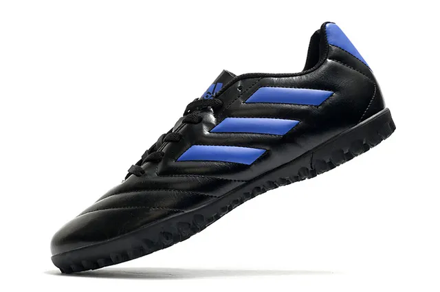Adidas Chaussures de Football Turf Vert Marine à Coupe Basse avec Lacets et Semelle Moulée 22