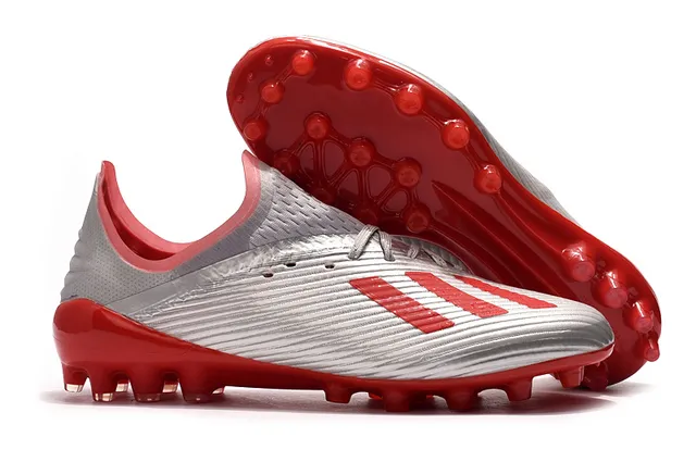 Adidas وردي بوني مضفرة أعلى شفاف ستادات مولدة أرضية صلبة أحذية كرة القدم 4