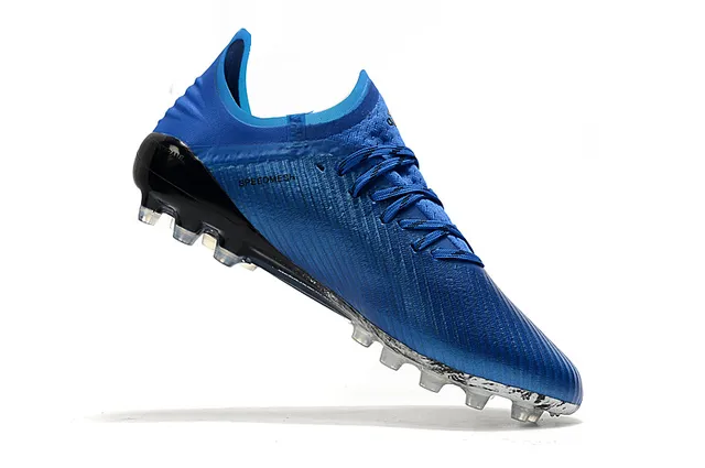 Adidas وردي بوني مضفرة أعلى شفاف ستادات مولدة أرضية صلبة أحذية كرة القدم 16