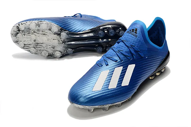 Adidas وردي بوني مضفرة أعلى شفاف ستادات مولدة أرضية صلبة أحذية كرة القدم 19