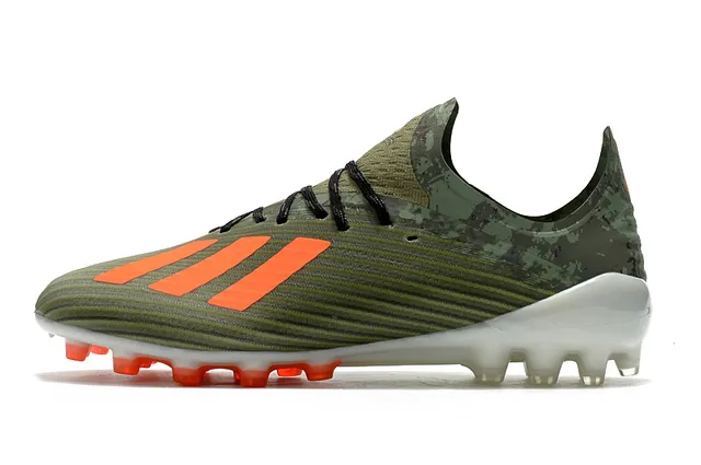 Adidas وردي بوني مضفرة أعلى شفاف ستادات مولدة أرضية صلبة أحذية كرة القدم 24