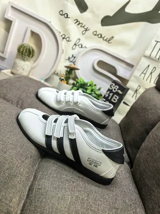 Adidas Pink White Low-Top Velcro Strap Closure Lifestyle Sneakers 7