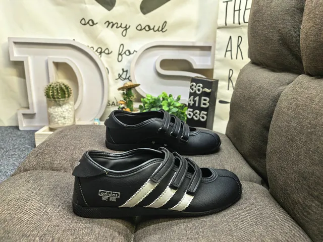 Adidas Pink White Low-Top Velcro Strap Closure Lifestyle Sneakers 21