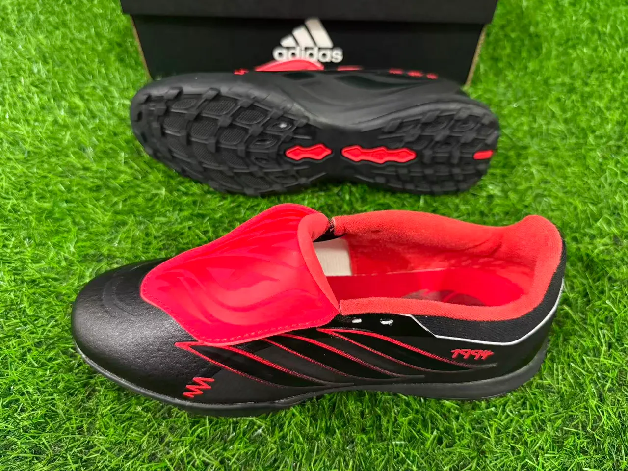 Adidas Predator أسود برتقالي منخفض القطع Silhouette جلد صناعي علوي أحذية كرة القدم للعشب 8