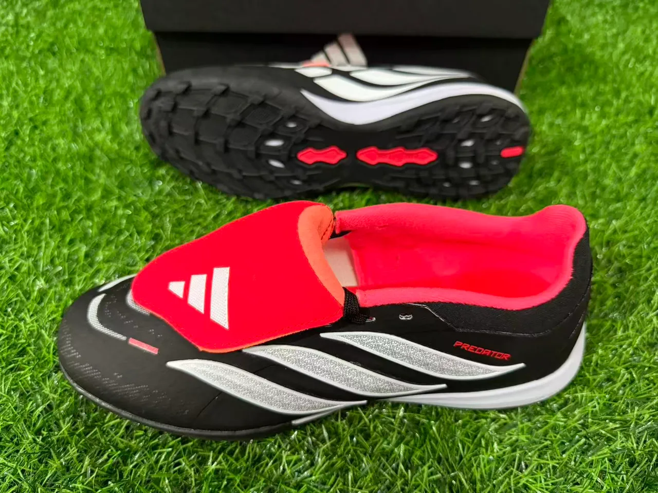 Adidas Predator Noir Rouge Low-Cut Upper Synthétique Turf Chaussures de Football 5