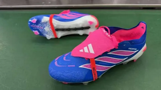 Adidas Predator Bleu Rose Sans Lacets Fermeture à Sangle Texturé Trois Rayures Firm Ground Chaussures de Football 8