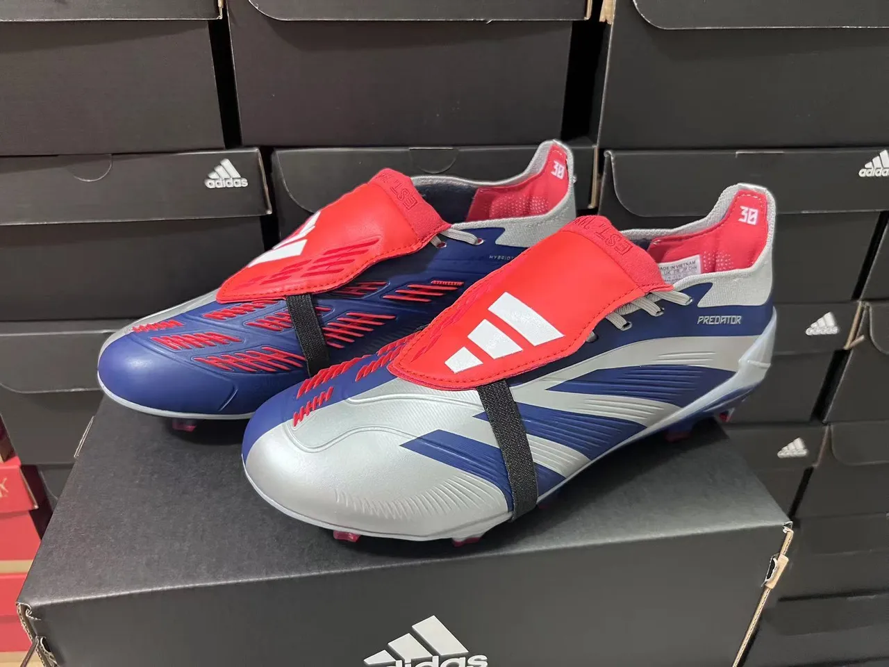 Adidas Predator Silver Navy Asymmetrical Strap Closure Wave-Patterned Midfoot Cage Firm-Ground Soccer Shoes 17
