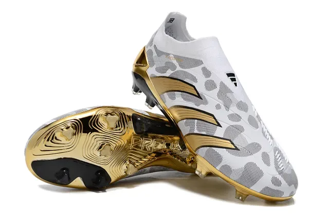 Adidas Predator White Gold Chaussures de football avec col de chaussette et partie supérieure à motif géométrique pour terrain ferme 4