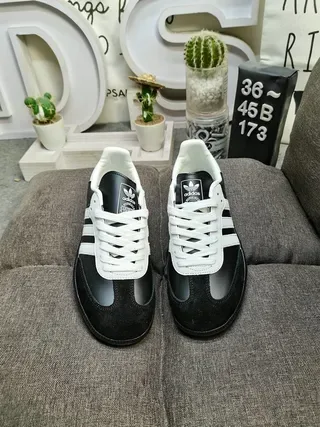 Adidas Samba Noir et Blanc Chaussures Lifestyle 10