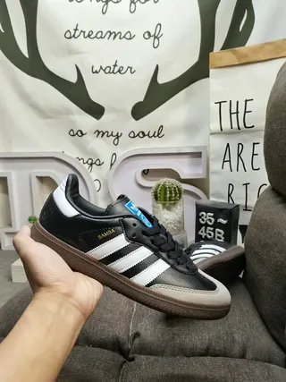 Adidas Samba Black Gold Leather Upper Rivet Accents Lifestyle Sneakers 15