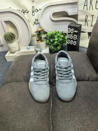 Adidas Samba Gray White Suede Upper Three Stripes Lifestyle Sneakers 10