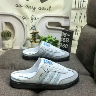 Adidas Samba সাদা এবং লাইট ব্লু লোফার্স