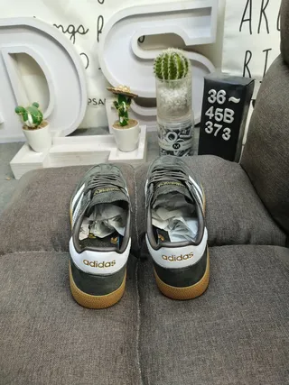 Adidas Spezial 深灰色麂皮生活方式运动鞋 8
