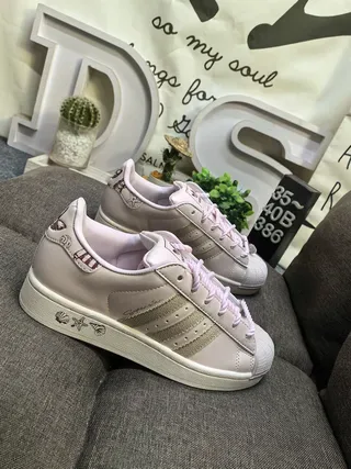 Adidas Superstar موضوع بحري بيج وردي حذاء أسلوب حياة 9