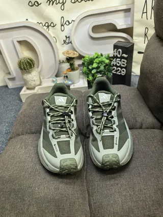 Adidas Terrex Vert Militaire Gris Rugged Trail Silhouette Col de Style Gaiter Chaussures de Course 10