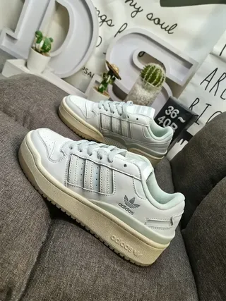 Adidas White Beige Low-Top Platform Sole Lifestyle Sneakers 7