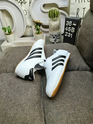 Adidas White Black Laceless Low-Top Three-Stripe Side Panel Lifestyle Sneakers 6