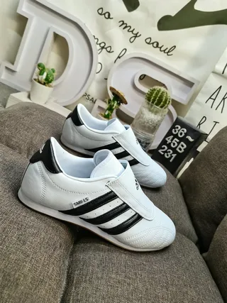 Adidas White Black Laceless Low-Top Three-Stripe Side Panel Lifestyle Sneakers 9
