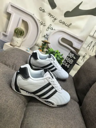 Adidas White Black Leather Upper Three-Stripe Side Panel Lifestyle Sneakers 9