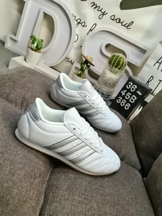 Adidas White Black Low-Top Leather Upper Lifestyle Sneakers 9