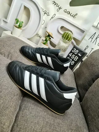 Adidas White Black Low-Top Leather Upper Lifestyle Sneakers 17