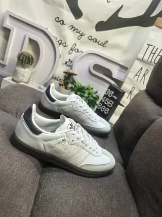 Adidas White Black Mesh Upper Three-Stripe Side Branding Lifestyle Sneakers 19
