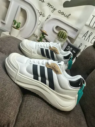Adidas White Black Thick Sculpted Midsole Three-Stripe Side Panel Chunky Sneakers 7