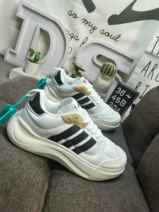 Adidas White Black Thick Sculpted Midsole Three-Stripe Side Panel Chunky Sneakers 9