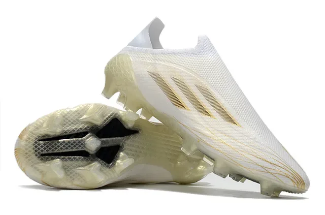 Adidas Chaussures de football blanches dorées avec upper en tricot rayures métalliques pour terrain ferme 4