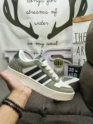 Adidas White Gold Low-Top Striped Side Panel Lifestyle Sneakers 15
