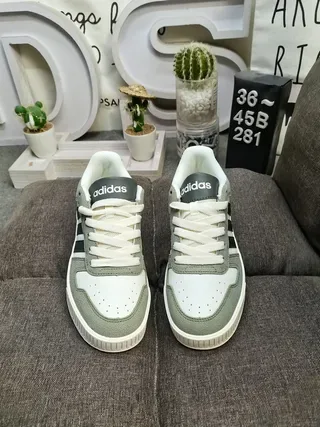 Adidas White Gold Low-Top Striped Side Panel Lifestyle Sneakers 20