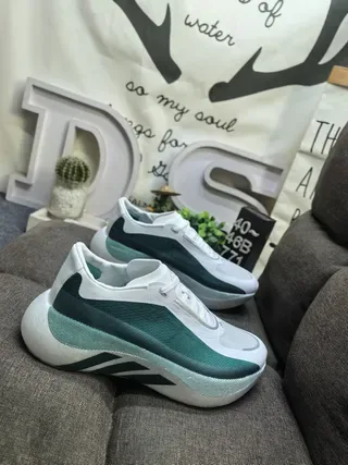 Adidas White Green Knit Upper Sculpted Midsole Lifestyle Sneakers 9