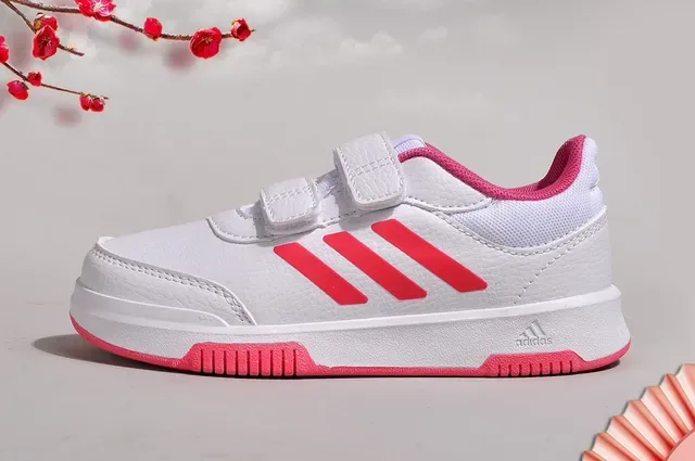 Adidas White Low-Top Velcro Strap Closure Lifestyle Sneakers 21