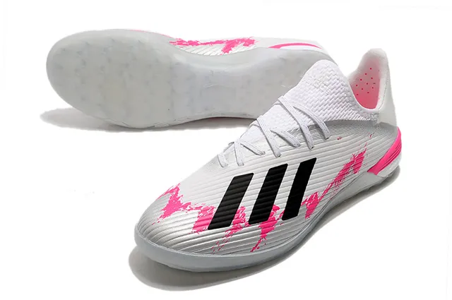 Adidas Blanc Rose Tissu tricoté côtelé Supérieur Semelle hexagonale Chaussures de football turf 15