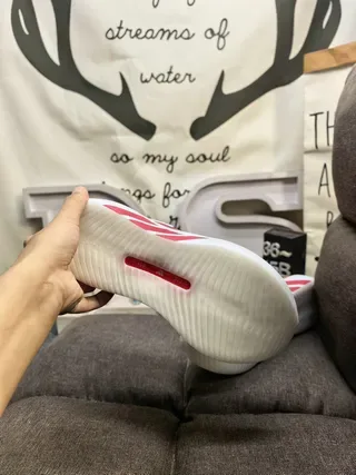 Adidas White Red Laceless Slip-On Sculpted Boost Midsole Lifestyle Sneakers 4