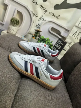 Adidas White Red Low-Top Leather-Suede Upper Lifestyle Sneakers 7