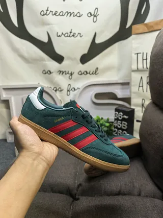 Adidas White Red Low-Top Leather-Suede Upper Lifestyle Sneakers 15