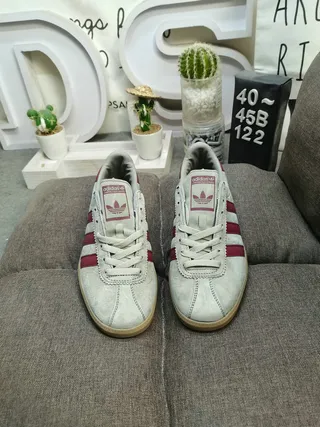 Adidas Yellow Burgundy Suede Upper Side Panel Lifestyle Sneakers 10