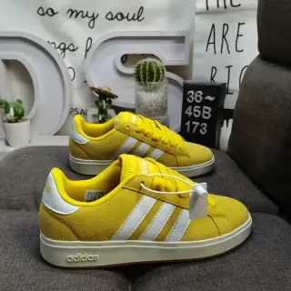 Adidas Yellow White Low-Top Suede-Like Upper Lifestyle Sneakers