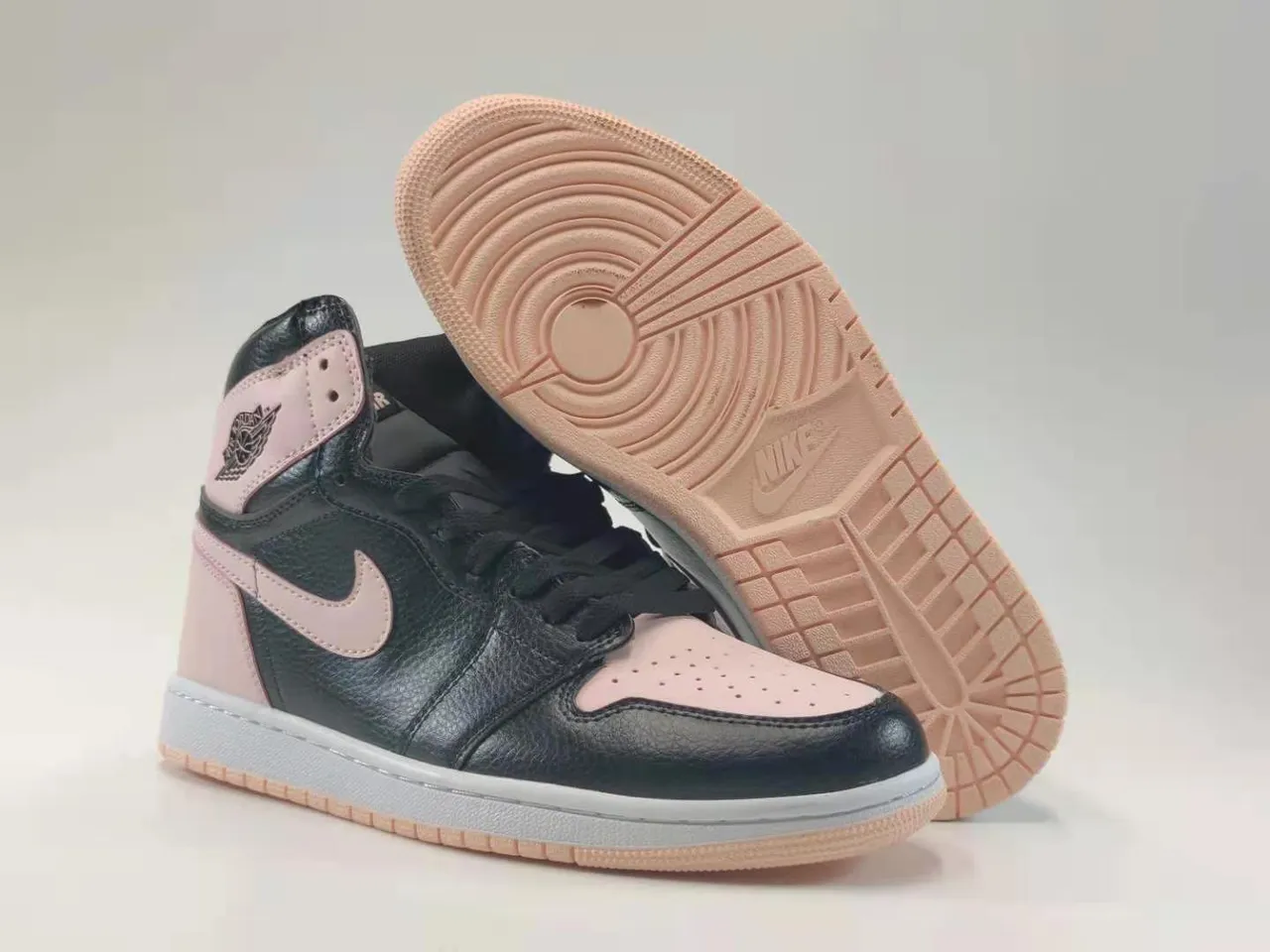 Air Jordan 1 Black Pink Lifestyle Basketball Shoes 5