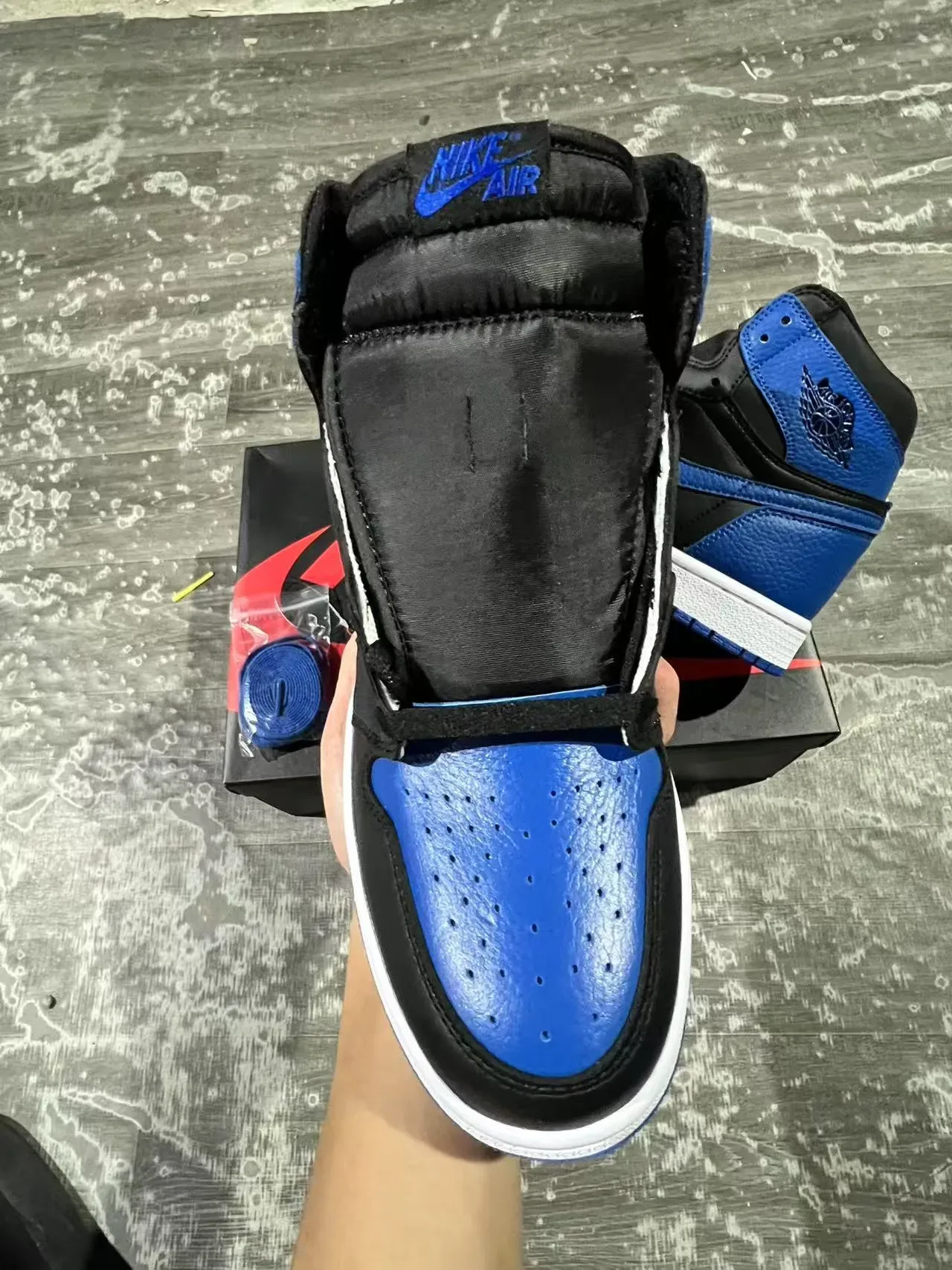 Air Jordan 1 Noir Bleu Royal Cuir Chaussures de Basketball 3