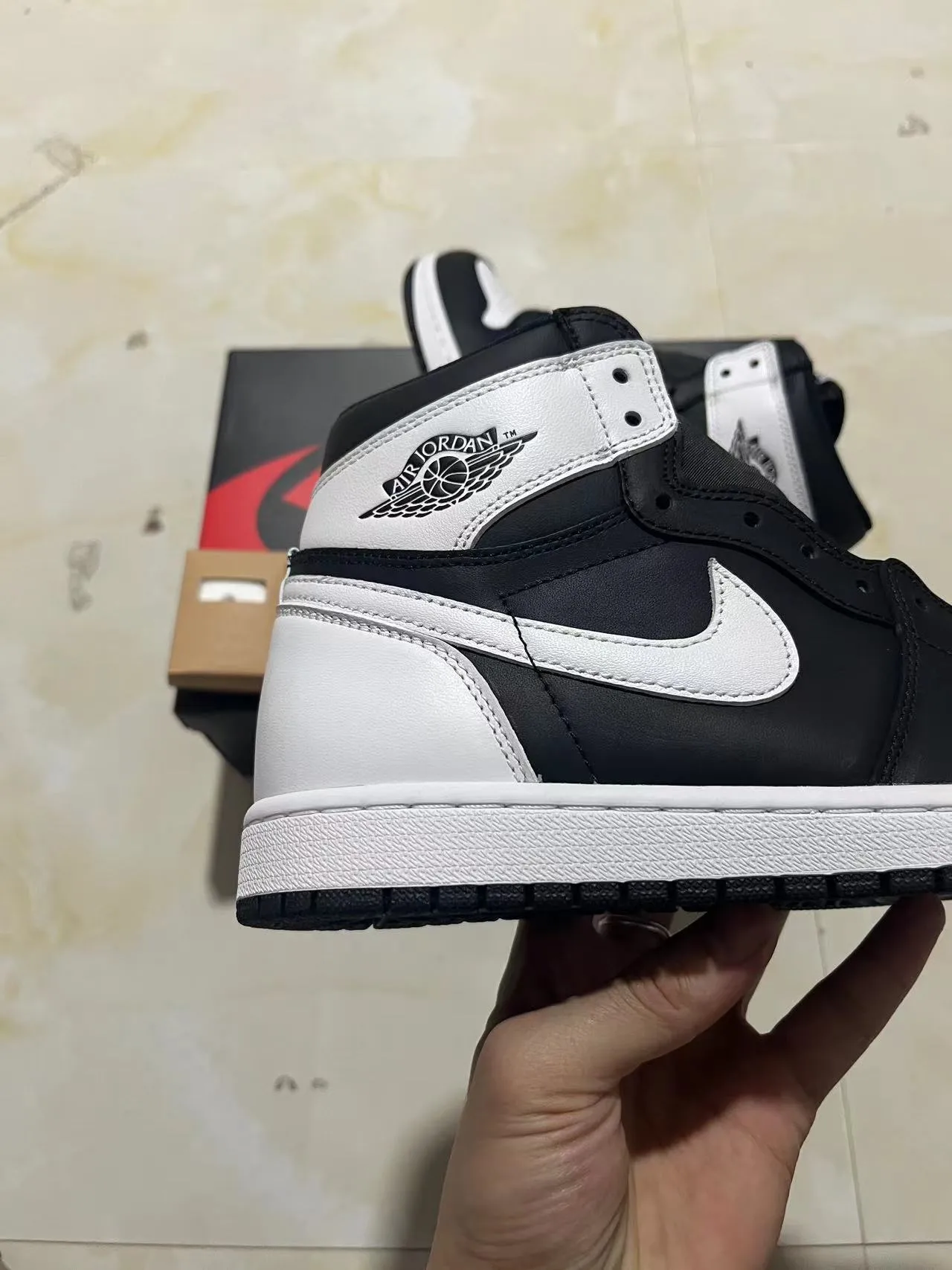 Air Jordan 1 Black White Basketball Shoes 7