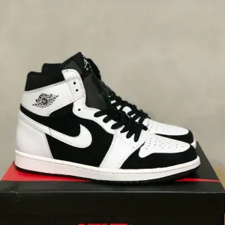 Air Jordan 1 High Black and White Basketball Shoes