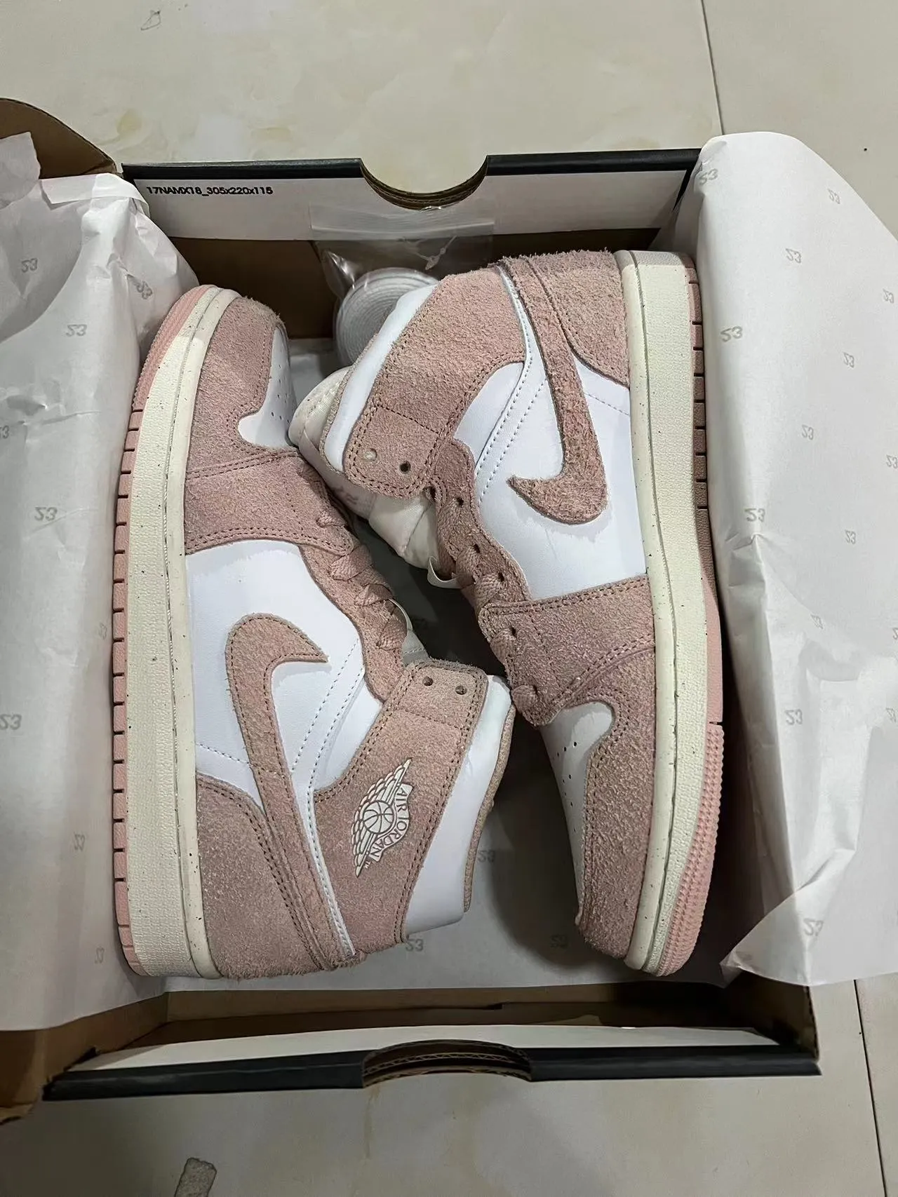 Air Jordan 1 High Dusty Pink and White Basketball Shoes 9