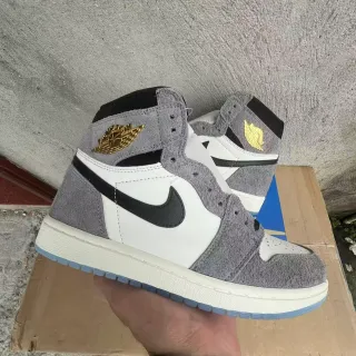 Air Jordan 1 高帮 灰白黑金 篮球鞋