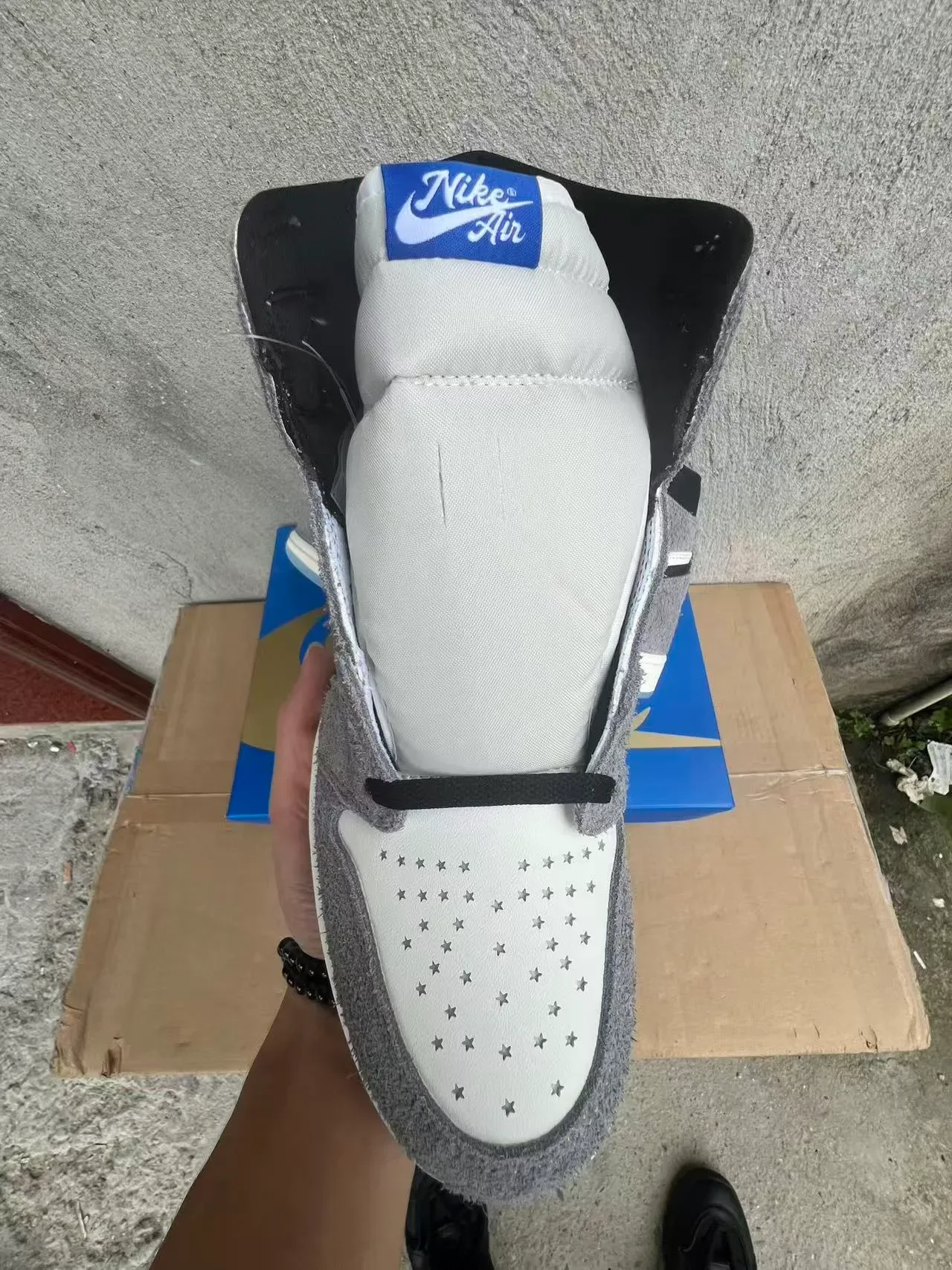 Air Jordan 1 High Top Chaussures de Basketball Gris Blanc Noir Or 3